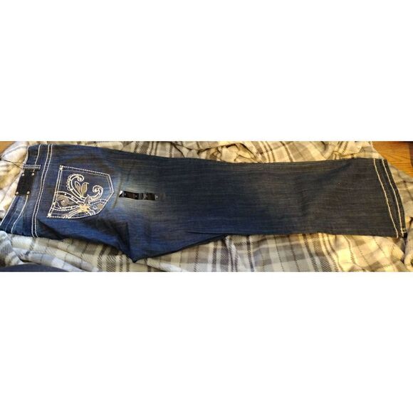 NWT Live Hard Play Hard Jeans Women Size 26 Rhinestone Embellished Pockets. Wais - Picture 3 of 9